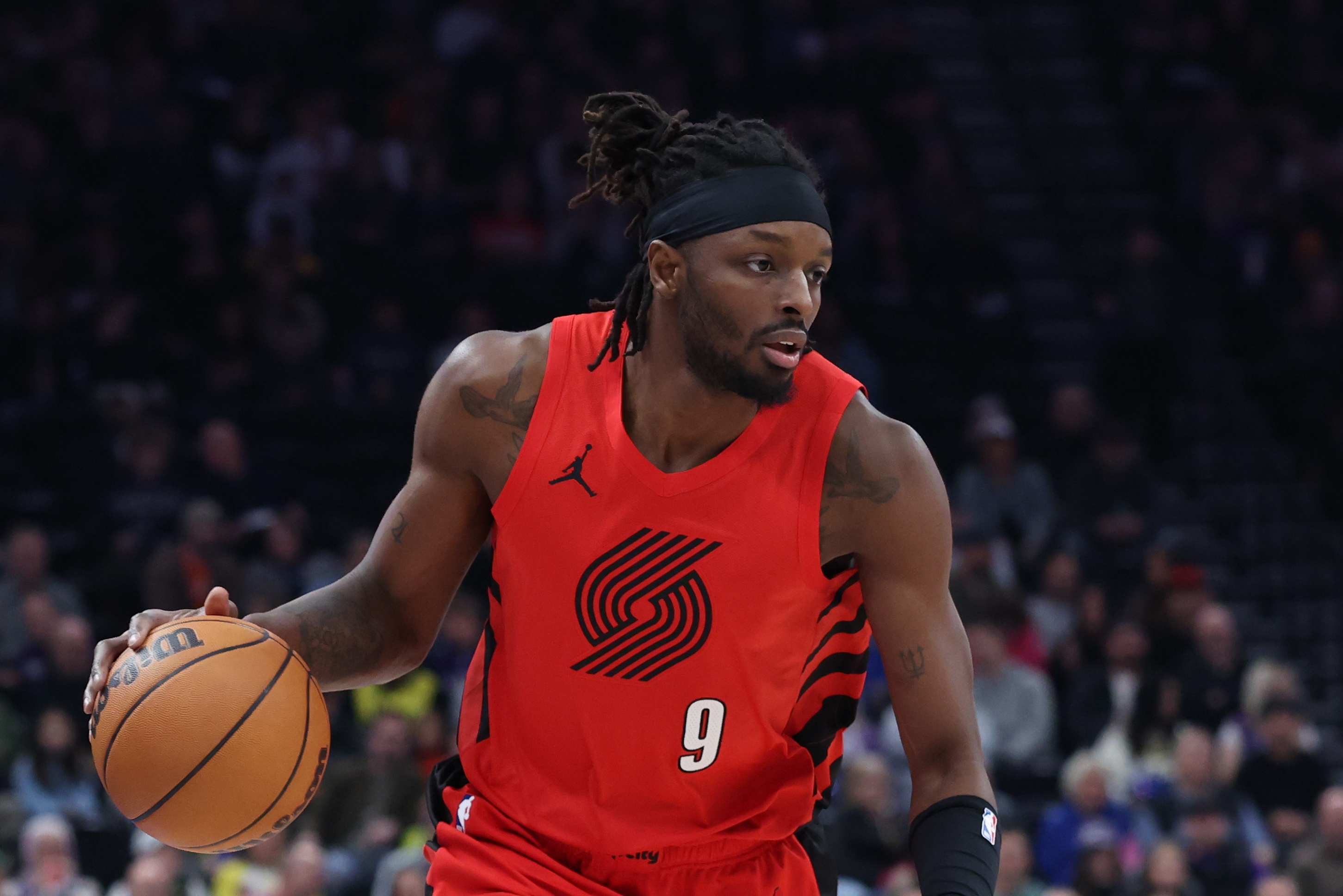 leyu sports-好球员！格兰特18中11&amp;三分8中3砍30分9板4助 拼下4前场板